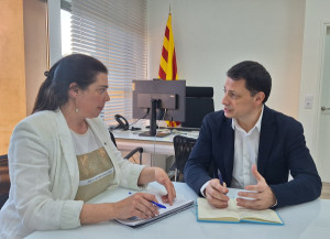 Toni Carrión es reuneix amb la presidenta del Consell Comarcal per reforçar la col·laboració institucional amb Sant Feliu de Guíxols